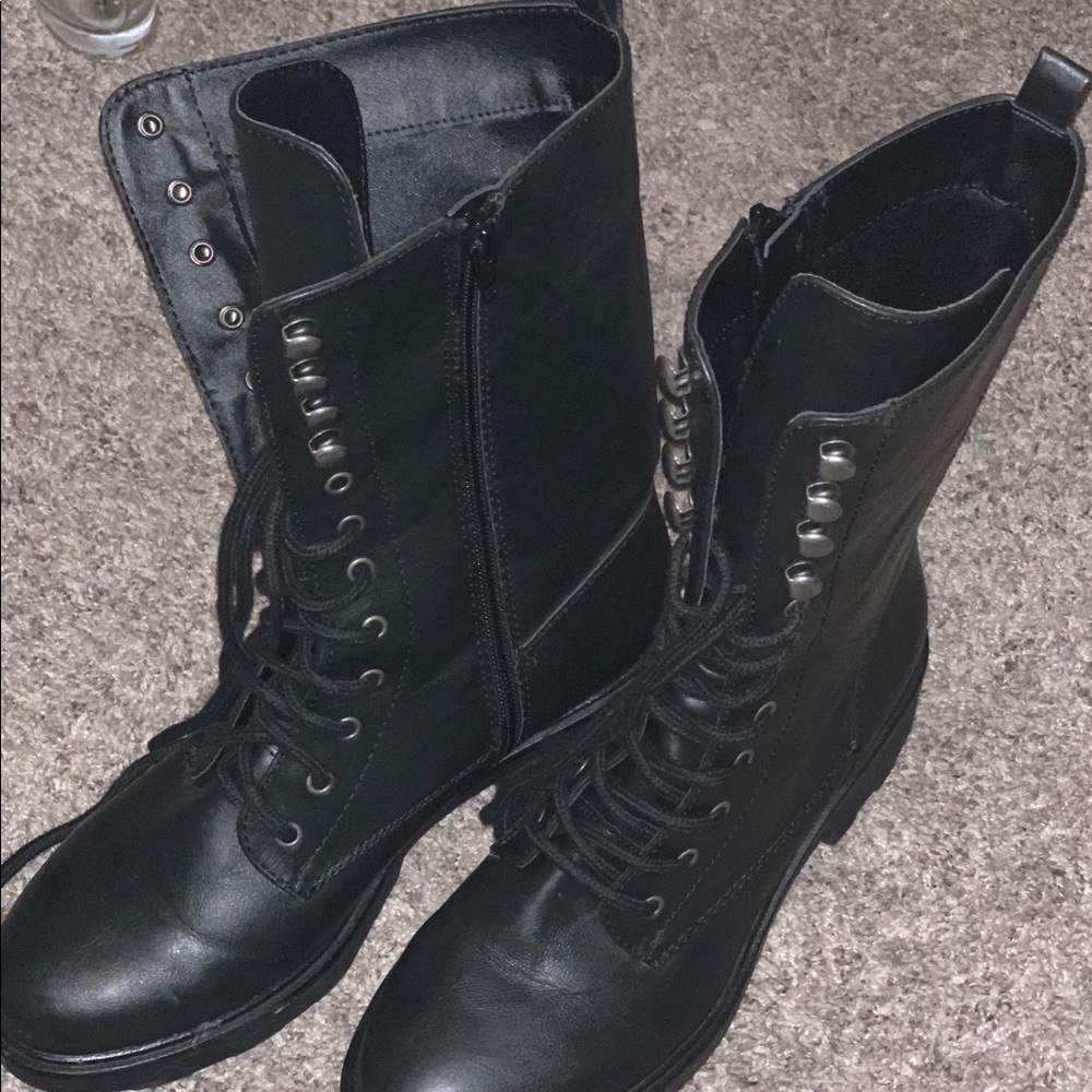 Very Comfortable Combat Boots